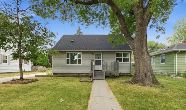 2018 8th Street N, Fargo, ND 58102