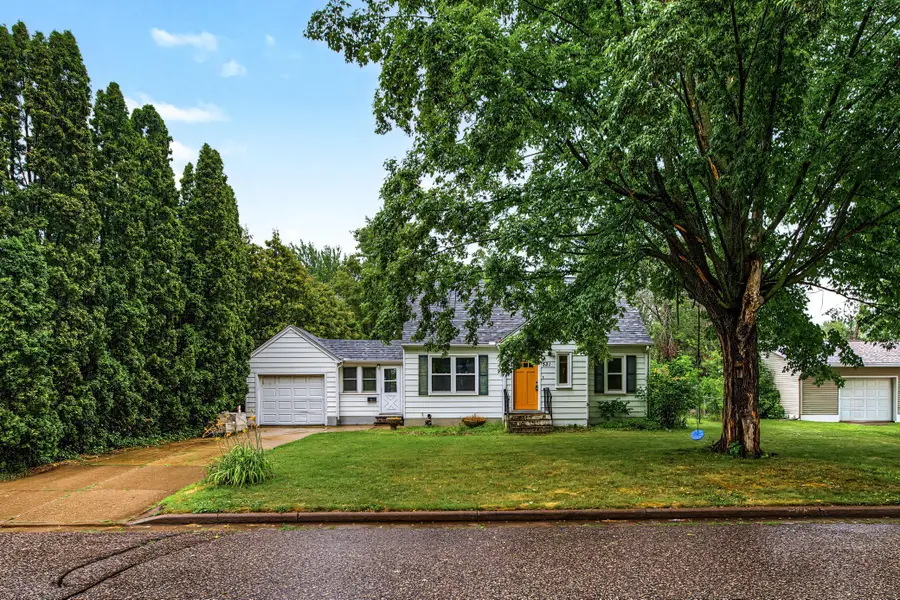 521 E 3rd Street, New Richmond, WI 54017 - #2