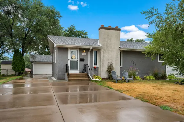 5836 Jefferson Street Ne, Minneapolis, MN 55432
