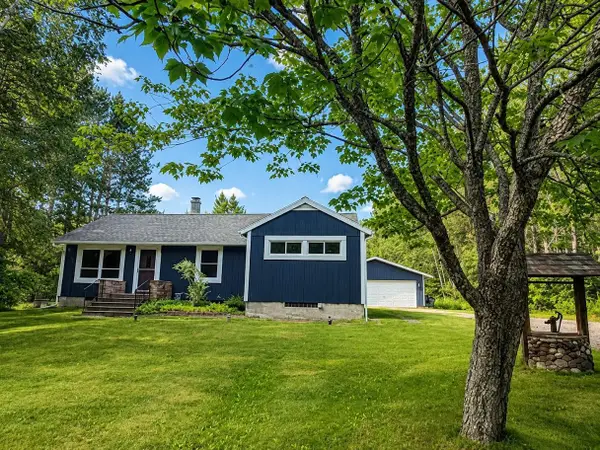 5139 W Arrowhead Road, Hermantown, MN 55811