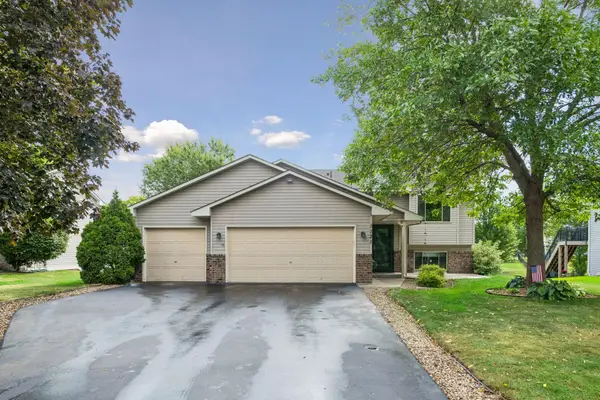 1121 Scott Street S, Shakopee, MN 55379