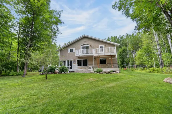 21564 Sugarbush Lane, Cohasset, MN 55721