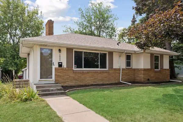 1800 37th Avenue Ne, Minneapolis, MN 55421