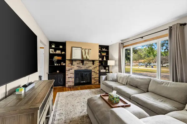 16546 Flagstaff Avenue W, Rosemount, MN 55068