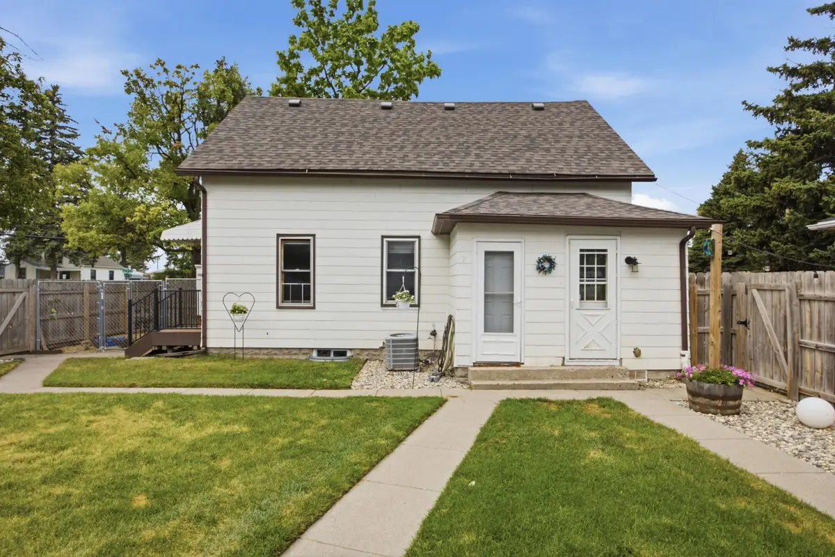 1502 2nd Avenue N, Moorhead, MN 56560 - #1