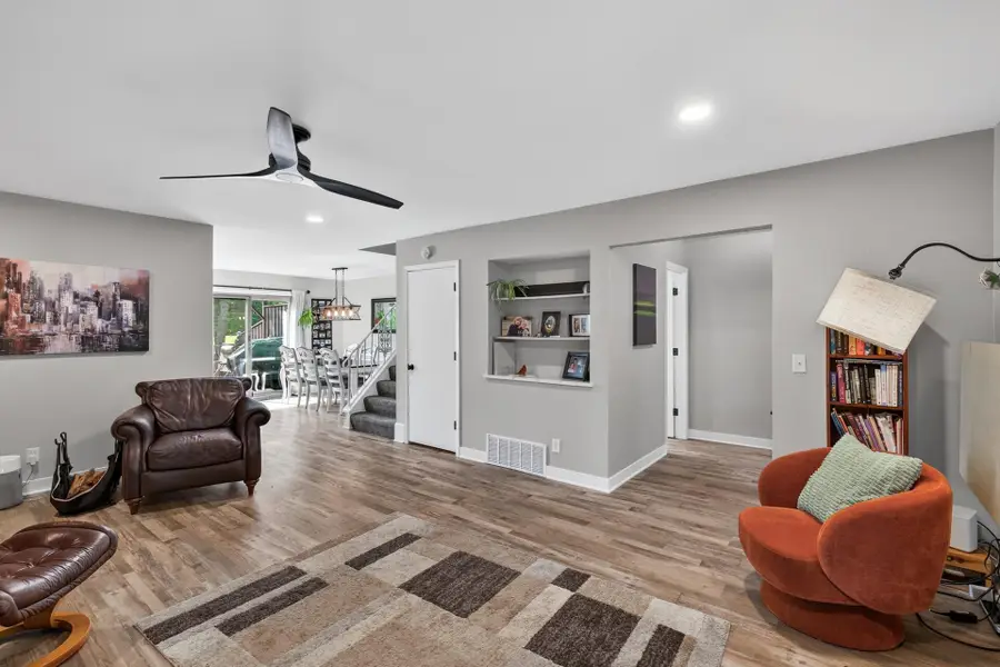 55 Birnamwood Drive, Burnsville, MN 55337 - #3