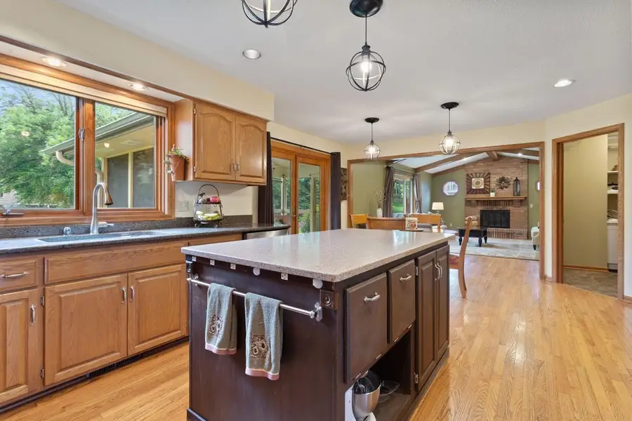 7020 Beacon Circle, Eden Prairie, MN 55346 - #2