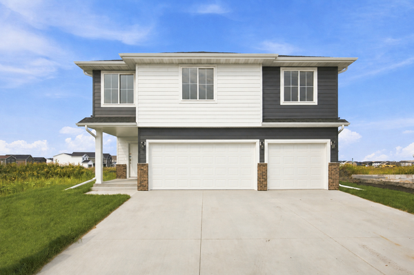8529 61st Street S, Horace, ND 58047