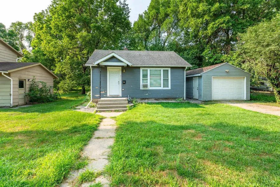 211 W Channing Avenue, Fergus Falls, MN 56537 - #2