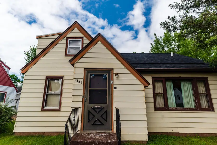 1520 9th Street, Eau Claire, WI 54703 - #2