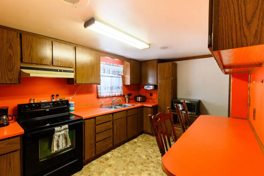 1520 9th Street, Eau Claire, WI 54703 - #3