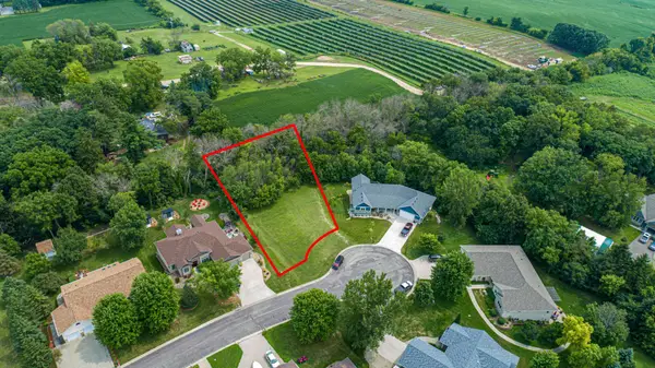 905 Orchard Heights Court, Faribault, MN 55021