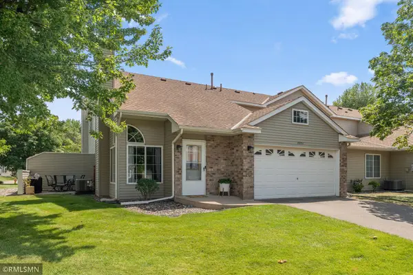 10751 Redwood Street Nw, Coon Rapids, MN 55433