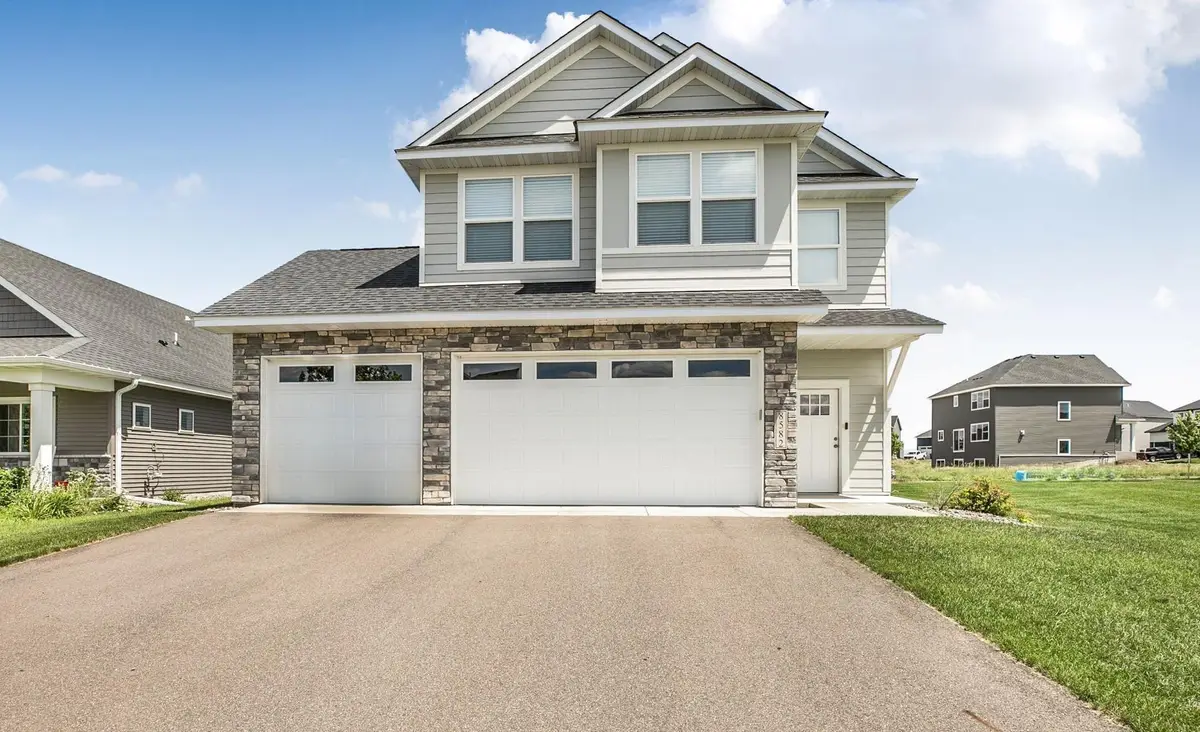 8582 Edmonson Way Ne, Monticello, MN 55362 - #1