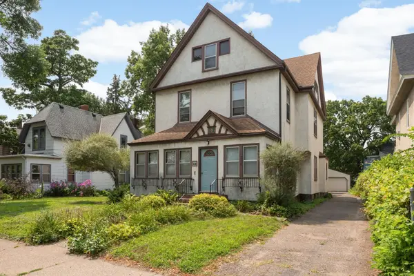 330 4th Street Ne, Minneapolis, MN 55413