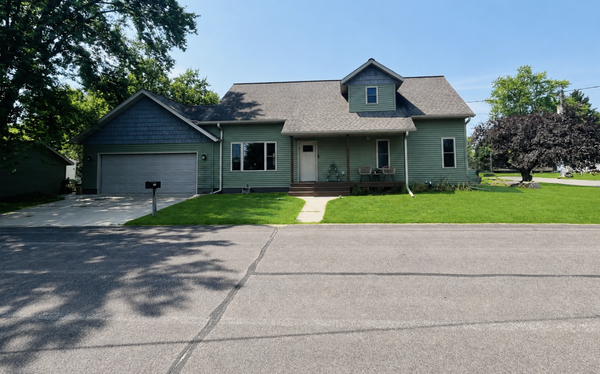 50369 Ridgeway Street, Osseo, WI 54758