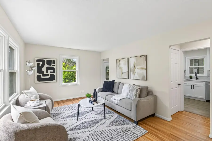 1859 Hoyt Avenue E, Saint Paul, MN 55119 - #2