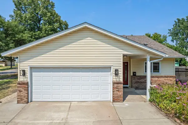 403 Pierce Street Ne, Minneapolis, MN 55413
