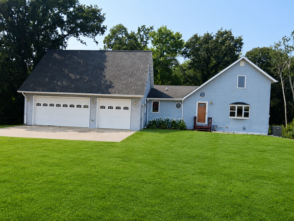 3325 Lakewood Drive, Fergus Falls, MN 56537