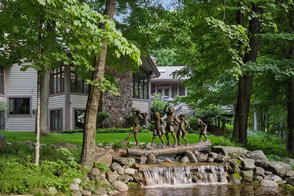 1420 Tamarack Drive, Medina, MN 55356