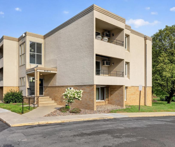 1911 Viking Drive Nw #17, Rochester, MN 55901