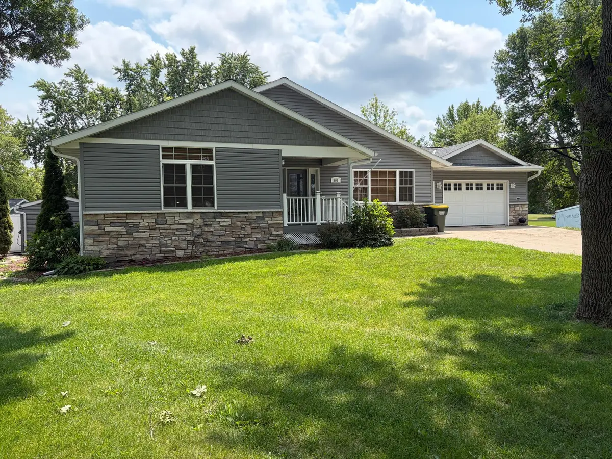509 1st Avenue S, Raymond, MN 56282 - #1