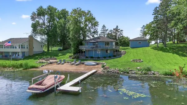 1794 Lawrence Circle Nw, Annandale, MN 55302