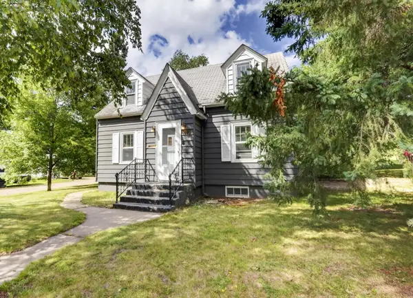 401 NE 7th Street, Grand Rapids, MN 55744