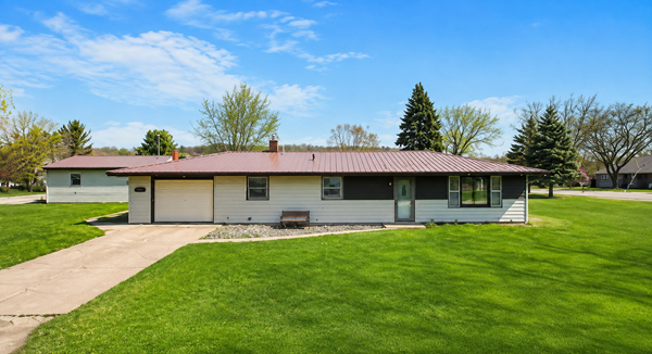 202 7th Street, Pepin, WI 54759