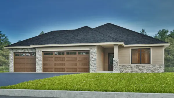 219 Double Eagle Drive, Mankato, MN 56001