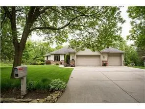 2244 Golf View Drive, River Falls, WI 54022