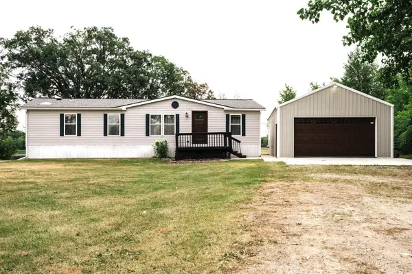 20811 Pine Ridge Circle Se, Erskine, MN 56535