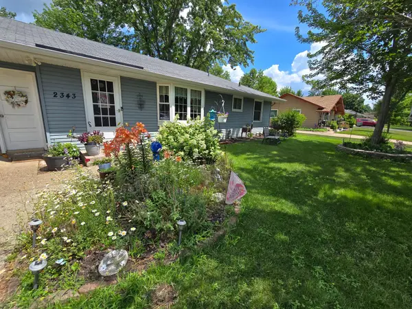 2343 115th Avenue Nw, Coon Rapids, MN 55433