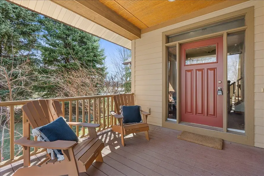 16931 E Lake Drive, Lakeville, MN 55044 - #2