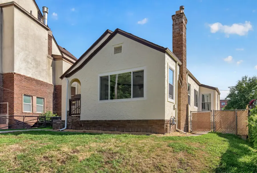 2346 Ferrant Place, Minneapolis, MN 55411 - #3
