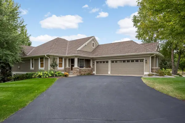 10589 Water Lily Lane, Woodbury, MN 55129