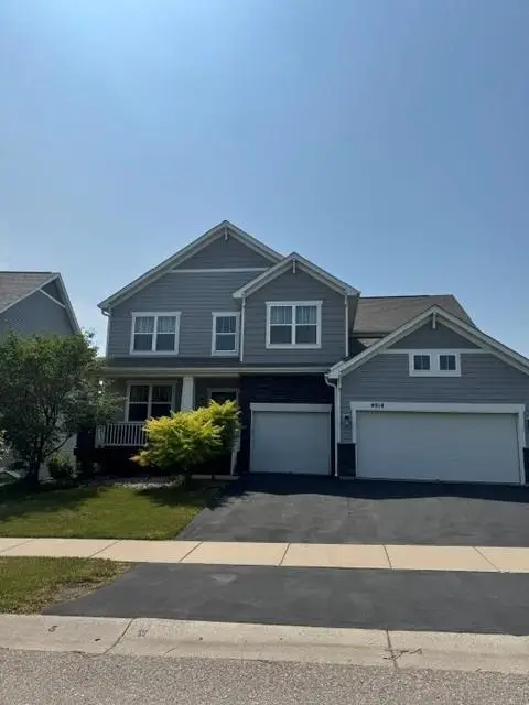 4014 Holasek Path, Chaska, MN 55318