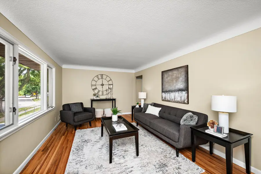 1418 Mechanic Avenue, Saint Paul, MN 55106 - #2