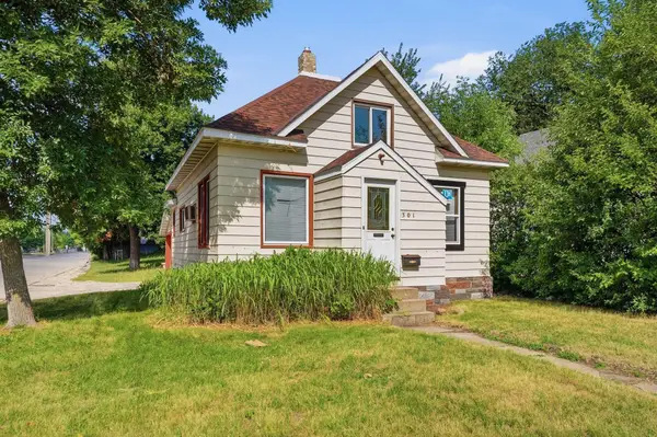 301 19th Avenue N, Saint Cloud, MN 56303