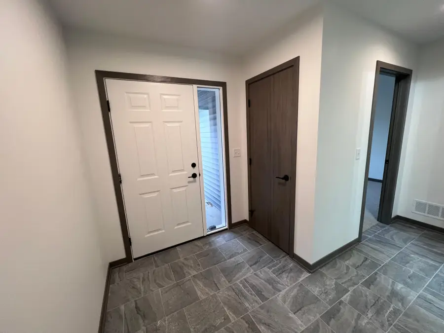1427 Sunrise Avenue Se, Rochester, MN 55904 - #2