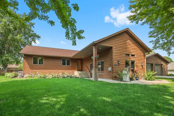 1215 35th Avenue N, Saint Cloud, MN 56303