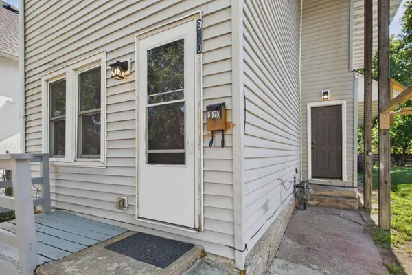 920 Farrington Street, Saint Paul, MN 55117