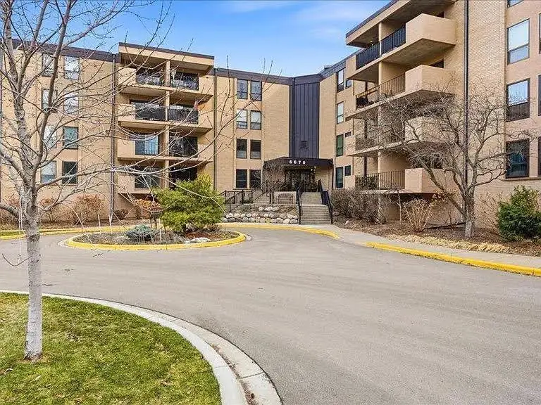 6670 Vernon Avenue S #106, Edina, MN 55436 - #1