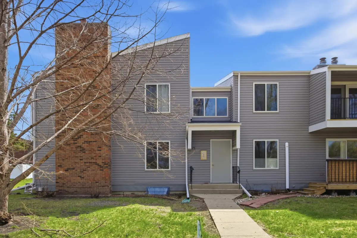 2440 15 Street S #Unit B104, Fargo, ND 58103 - #1