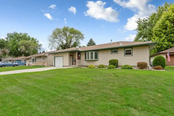 120 N Manitou Drive, Mankato, MN 56001