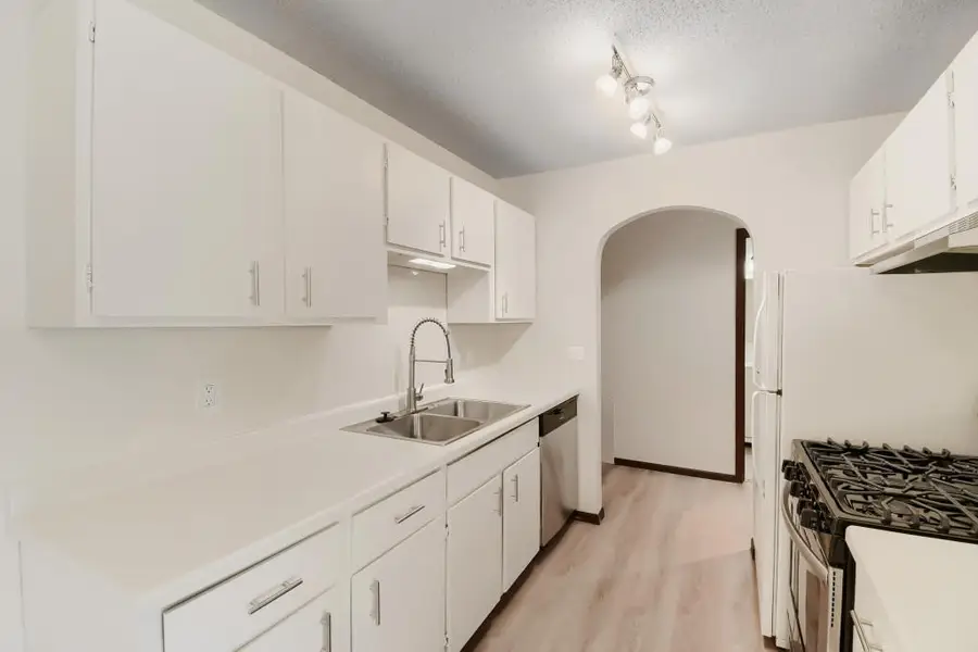 7350 York Avenue S #204, Minneapolis, MN 55435 - #3