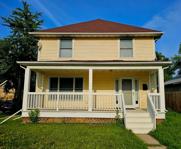2324 Emerson Avenue N, Minneapolis, MN 55411