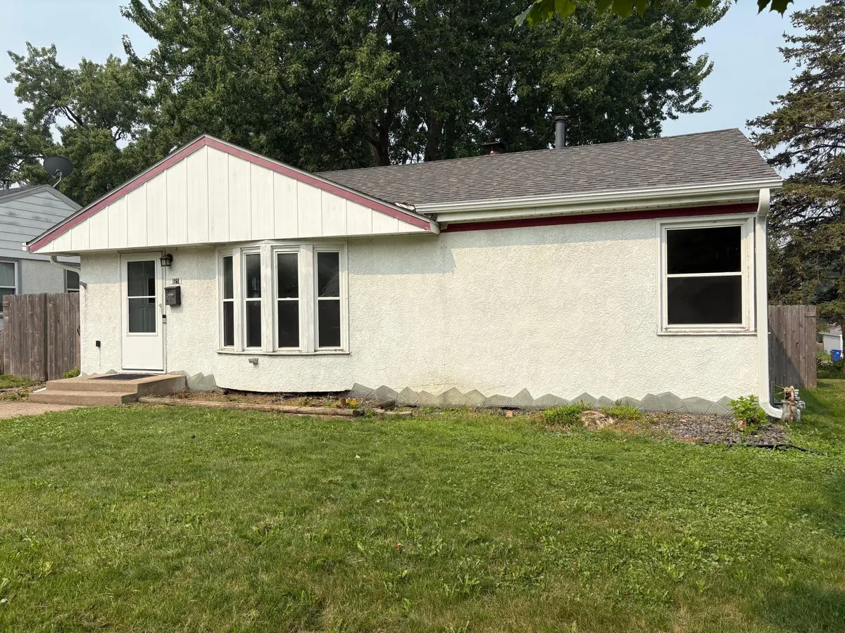 821 Howard Street N, Saint Paul, MN 55119 - #1