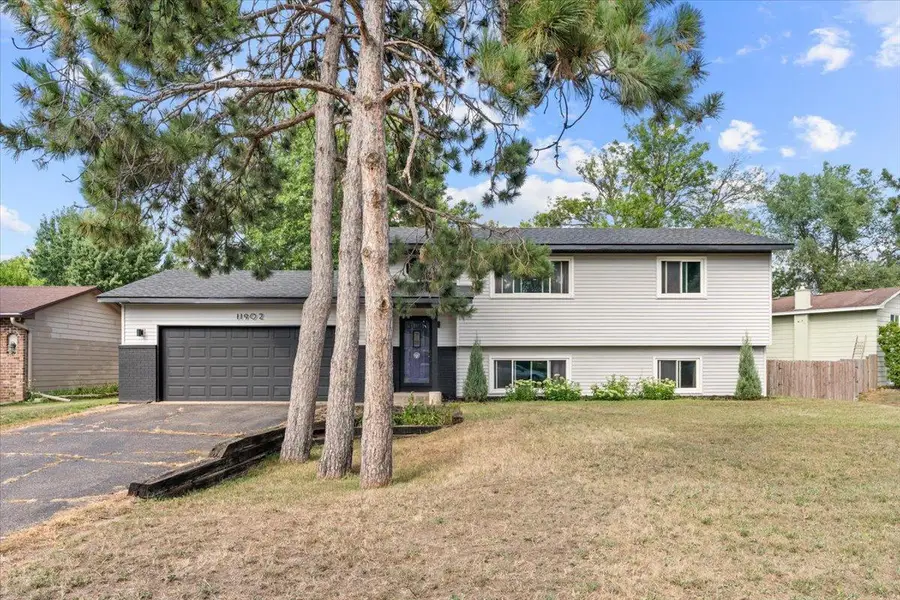 11902 Wisconsin Avenue N, Champlin, MN 55316 - #3