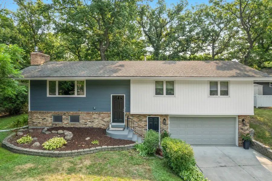 5375 Matterhorn Drive Ne, Fridley, MN 55421 - #3